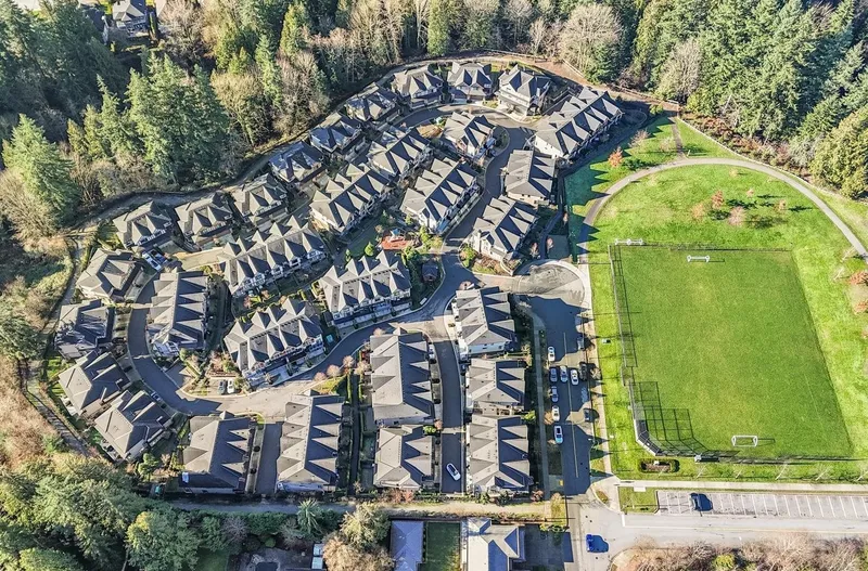 9 3306 PRINCETON AVENUE - photo 3 of 25