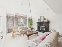 7969 MACPHERSON AVENUE - thumbnail 6