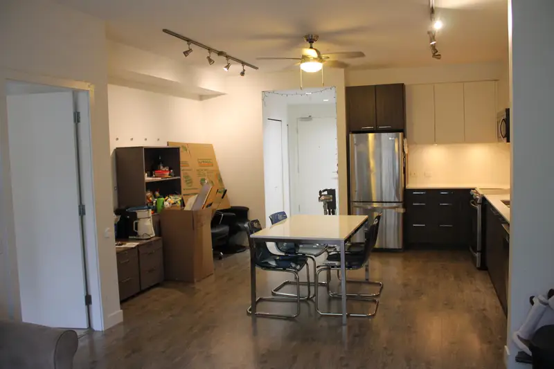 303 9250 UNIVERSITY HIGH STREET - photo 4 of 11