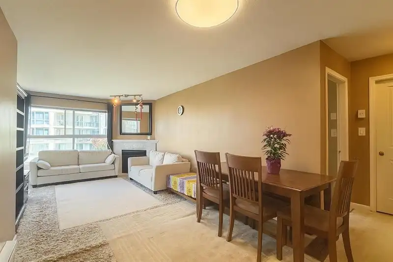 412 5880 DOVER CRESCENT - photo 1 of 12