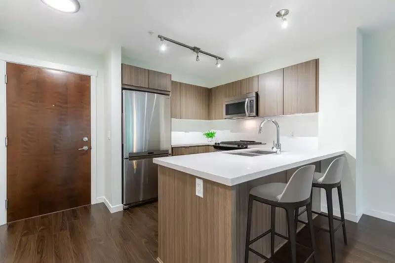 217 3323 151 STREET - photo 1 of 40