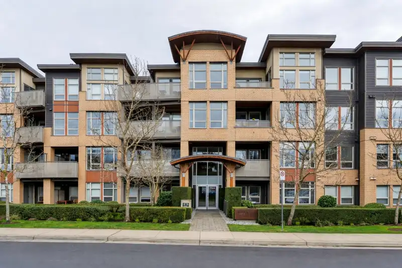 106 1166 54A STREET - photo 1 of 35