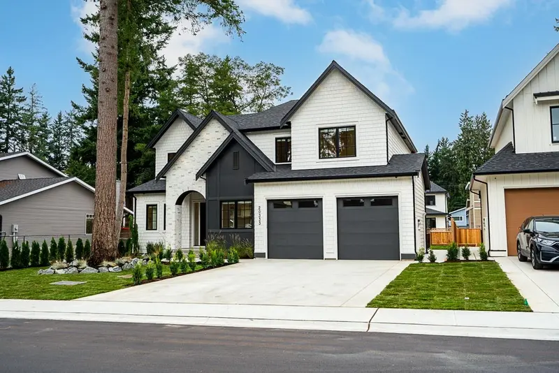 20333 41A AVENUE - photo 3 of 25