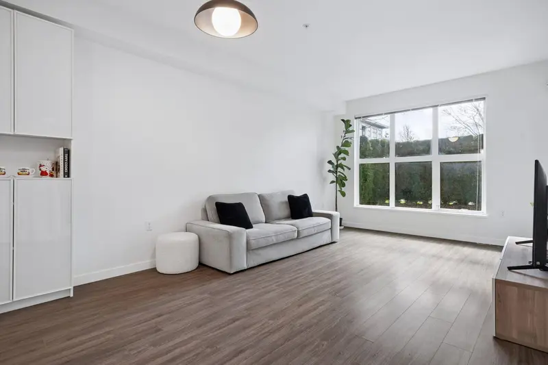 121 9500 TOMICKI AVENUE - photo 2 of 25