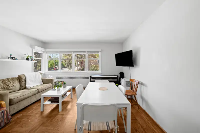 8594 FREMLIN STREET - photo 4 of 15