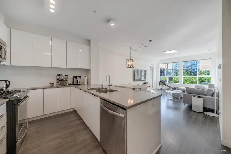 311 1151 WINDSOR MEWS - photo 3 of 31