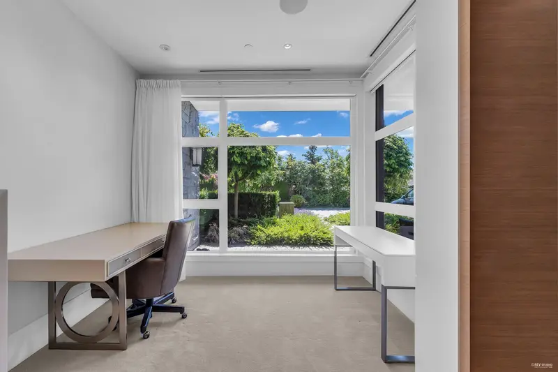 2728 HIGHVIEW PLACE - photo 2 of 25