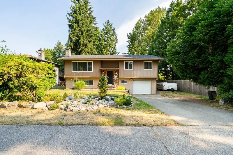 20327 44 AVENUE - photo 1 of 38