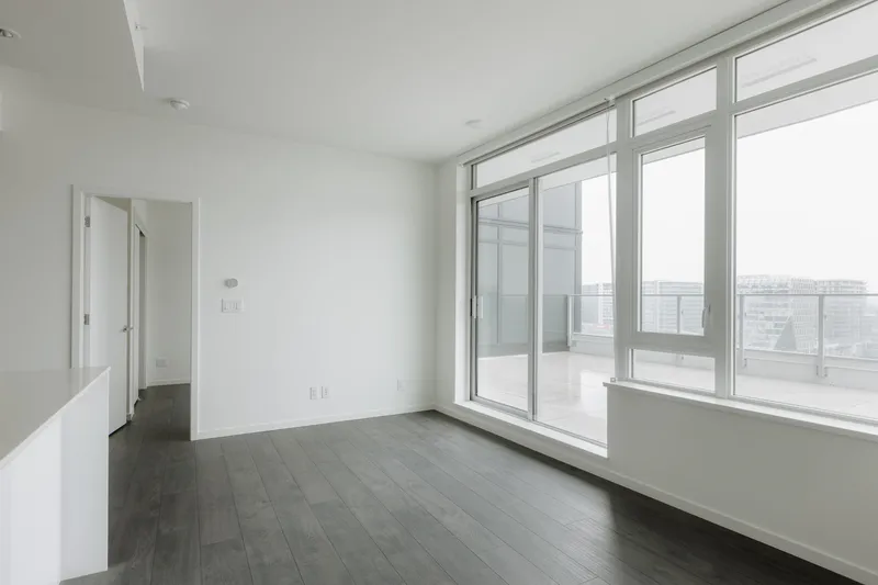 1016 6500 MINORU BOULEVARD - photo 4 of 11