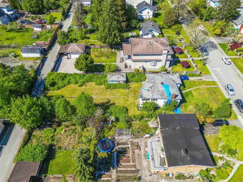 7337 DOW AVENUE - photo 3 of 9