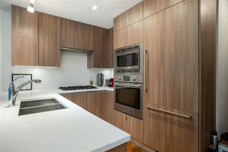 601 175 VICTORY SHIP WAY - photo 4 of 23