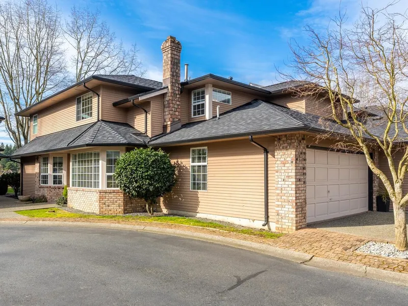 104 6086 W BOUNDARY DRIVE - photo 2 of 25