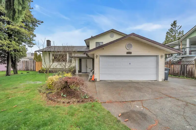 6460 CLEMATIS DRIVE - photo 1 of 14