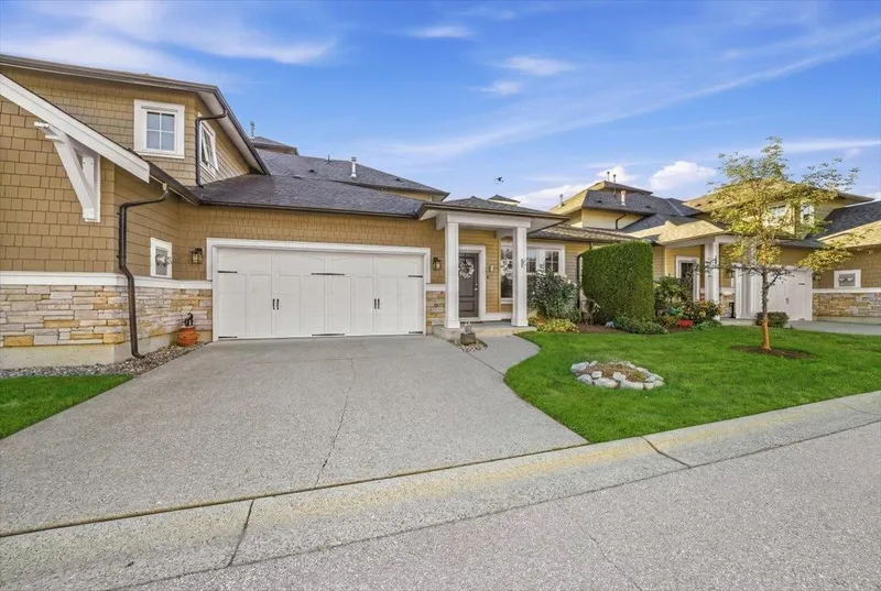 54 19452 FRASER WAY - photo 2 of 25