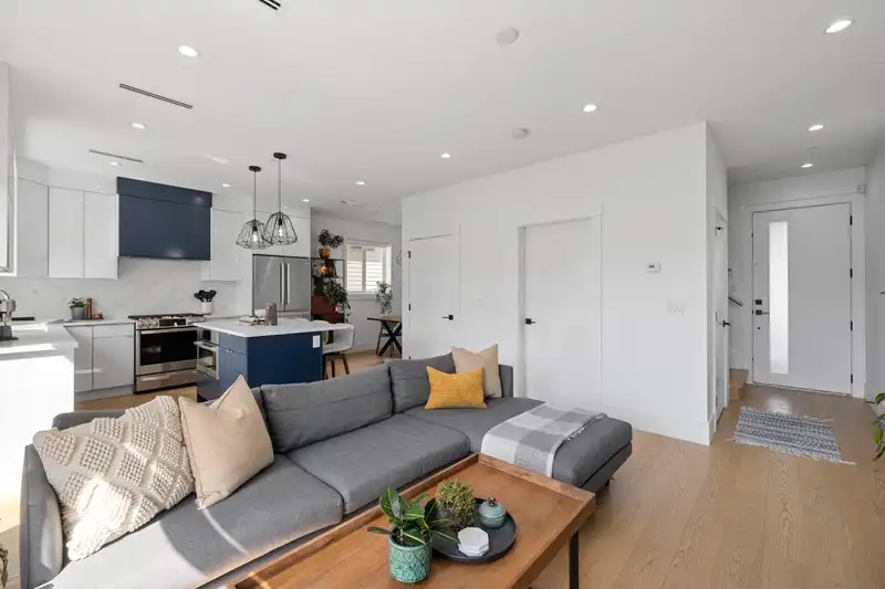 5867 BATTISON STREET - photo 2 of 40