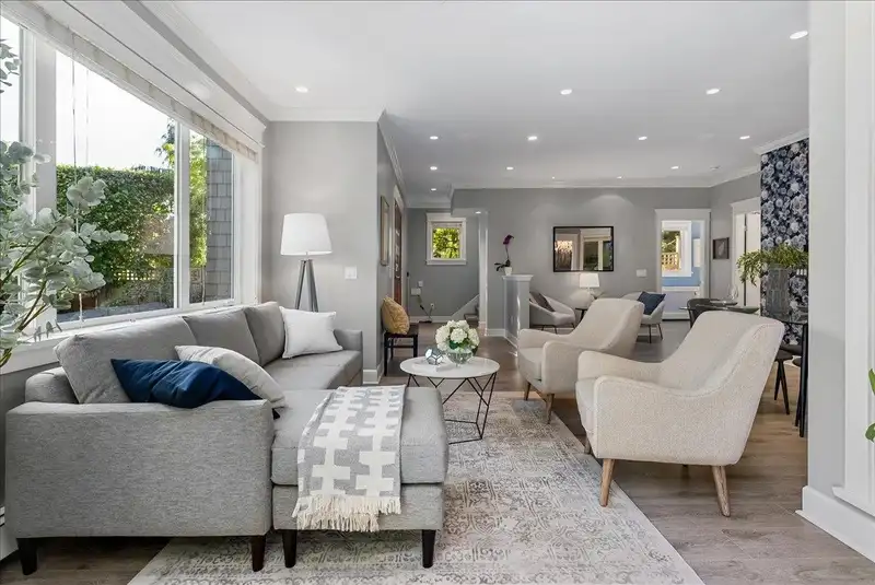 344 E 8TH STREET - photo 4 of 35