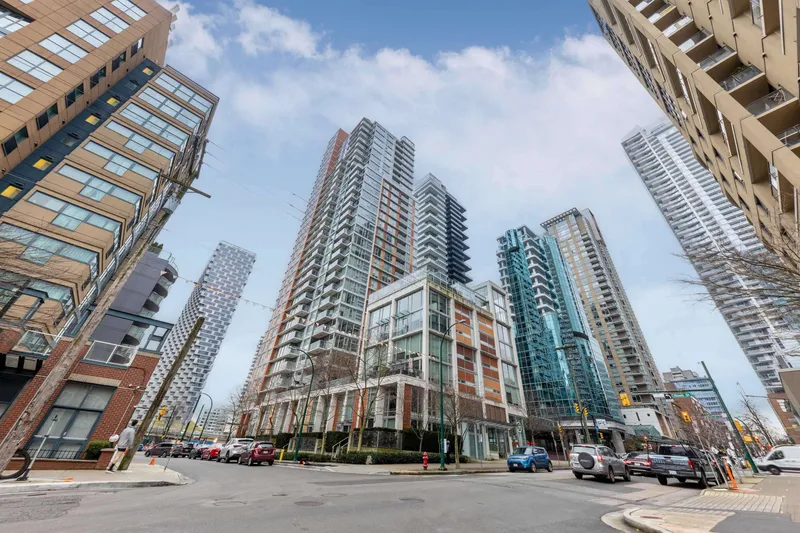 2707 1351 CONTINENTAL STREET - photo 1 of 21