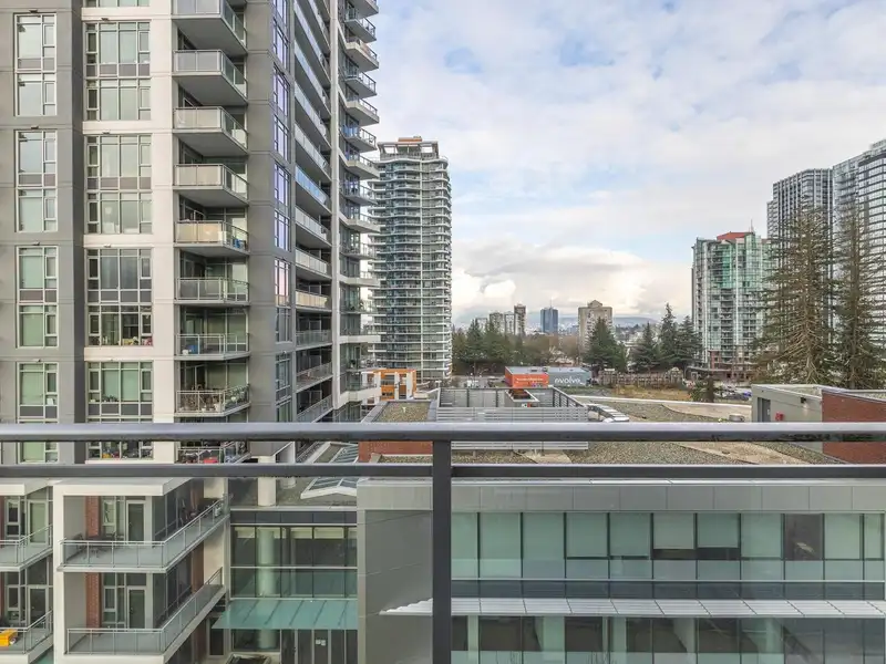 802 13325 102A AVENUE - photo 1 of 13