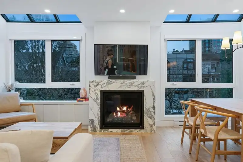 PH 304 1275 W 7TH AVENUE - photo 4 of 40