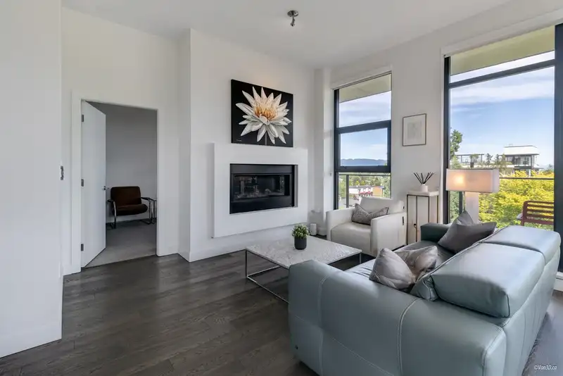 705 4427 CAMBIE STREET - photo 3 of 27