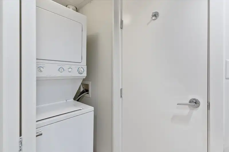 307 1010 RICHARDS STREET - photo 4 of 36