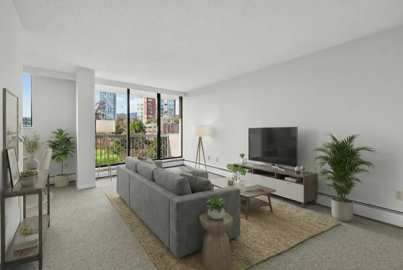 203 145 ST. GEORGES AVENUE - photo 2 of 25