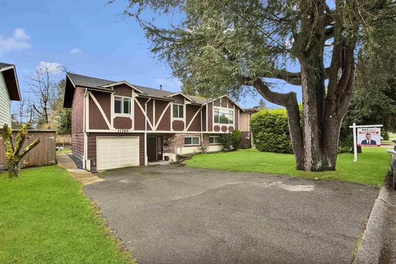 11780 85A AVENUE - photo 1 of 25