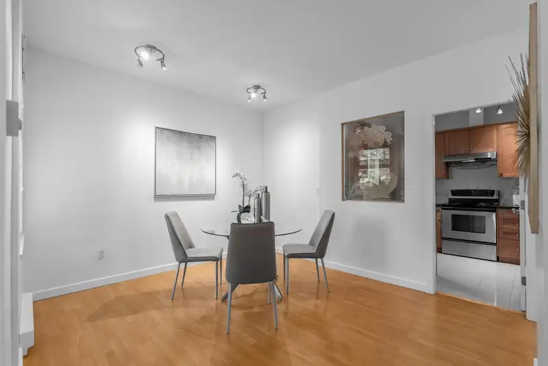 7920 BENNETT ROAD - photo 4 of 26