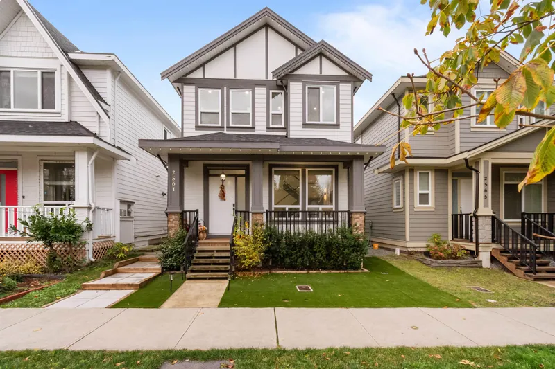 2561 168 STREET - photo 2 of 25