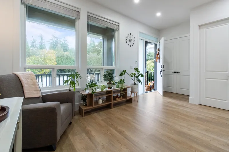 2561 168 STREET - photo 4 of 25