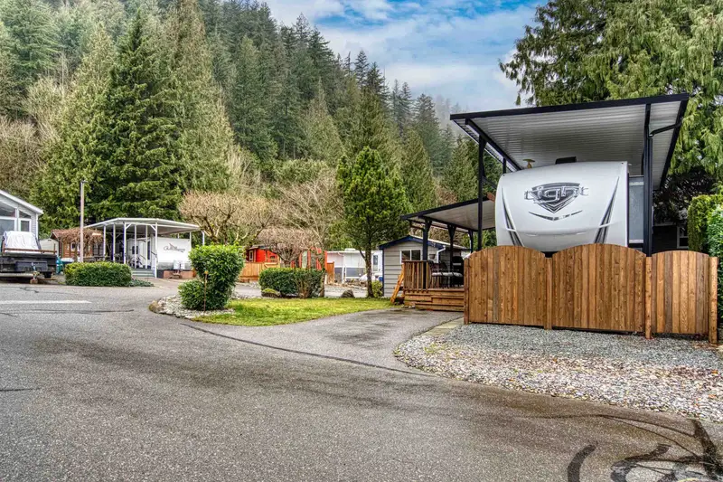 40 14600 MORRIS VALLEY ROAD - photo 3 of 25