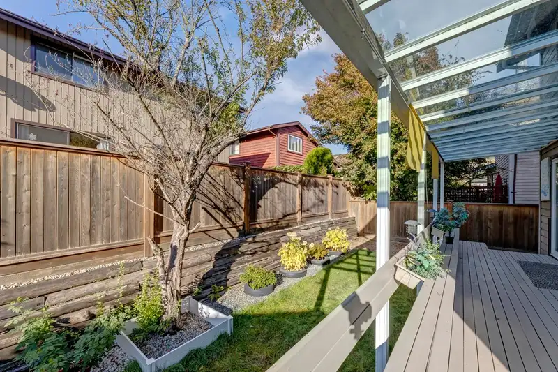 1172 MILNE STREET - photo 3 of 21
