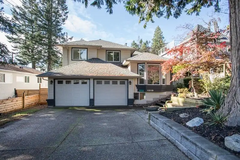 1319 128A STREET - photo 1 of 40