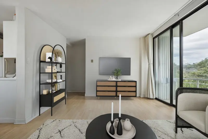 1204 1330 HARWOOD STREET - photo 2 of 25