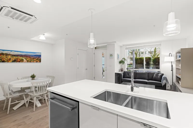 TH5 128 E 8TH STREET - photo 2 of 25