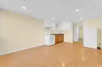 2866 E 44TH AVENUE - thumbnail 36