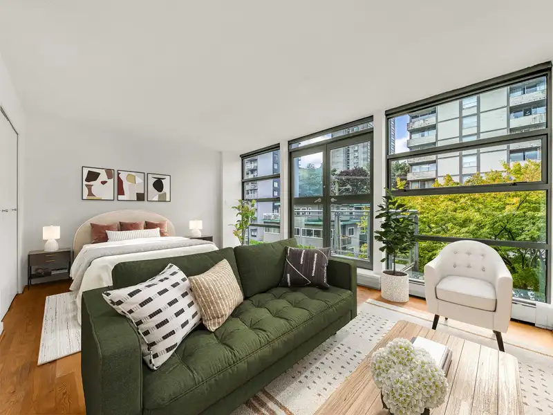 303 1688 ROBSON STREET - photo 2 of 33