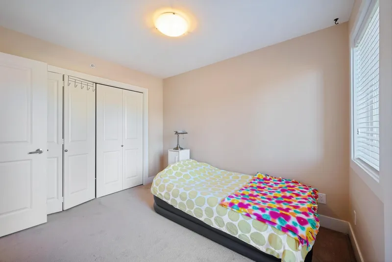 10 1731 PRAIRIE AVENUE - photo 4 of 14