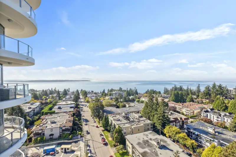 1402 1500 MARTIN STREET - photo 1 of 40
