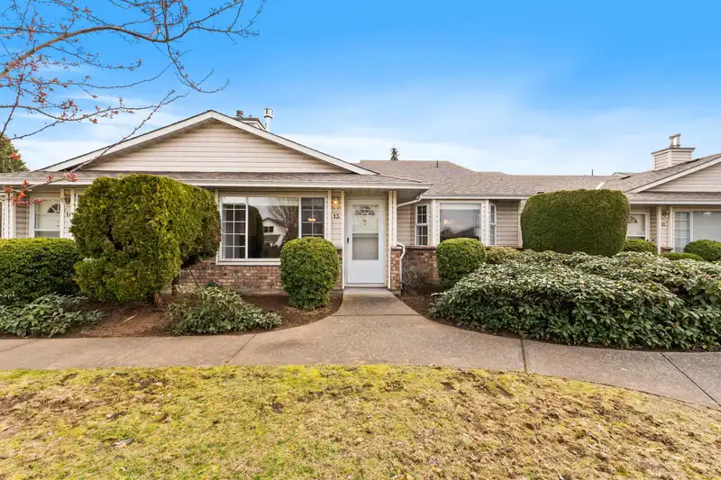 13 19249 HAMMOND ROAD - photo 1 of 33