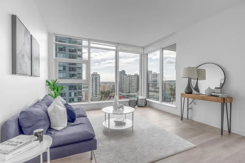 2104 660 QUAYSIDE DRIVE - photo 2 of 25