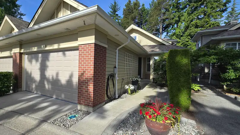 74 15500 ROSEMARY HEIGHTS CRESCENT - photo 1 of 34