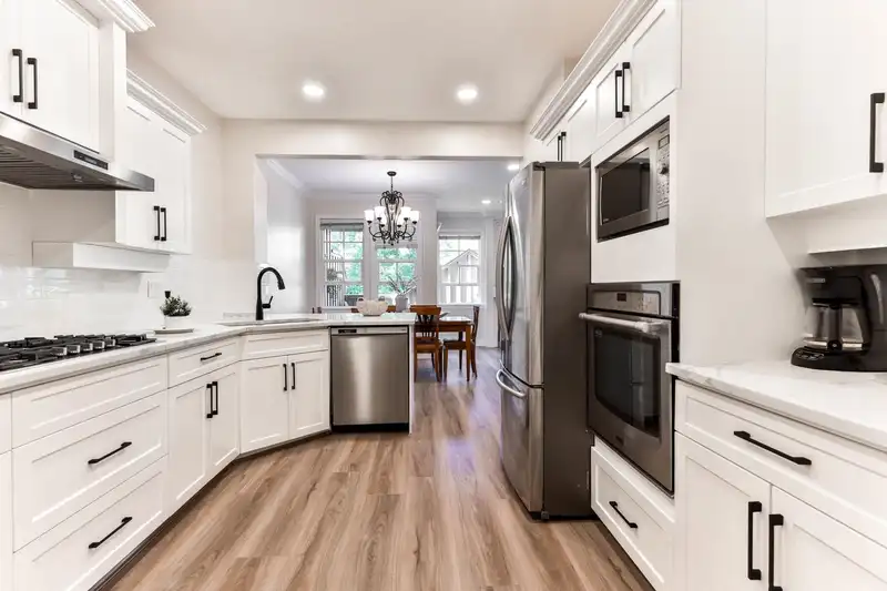 103 15350 SEQUOIA DRIVE - photo 4 of 33