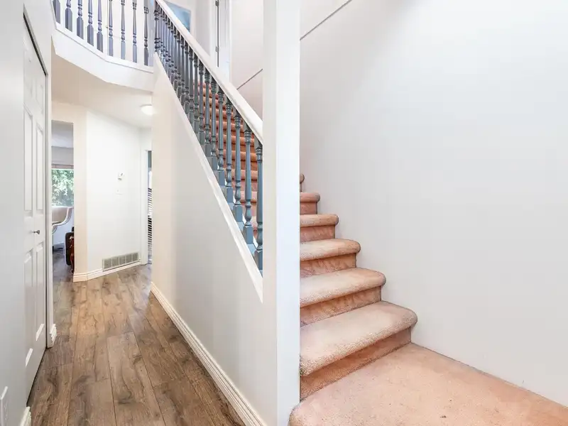 2 11580 BURNETT STREET - photo 3 of 21
