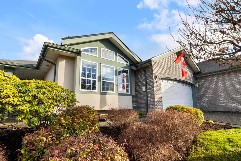 23 32777 CHILCOTIN DRIVE - photo 3 of 25