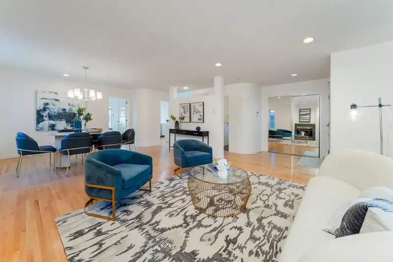 4682 W 14TH AVENUE - photo 3 of 34