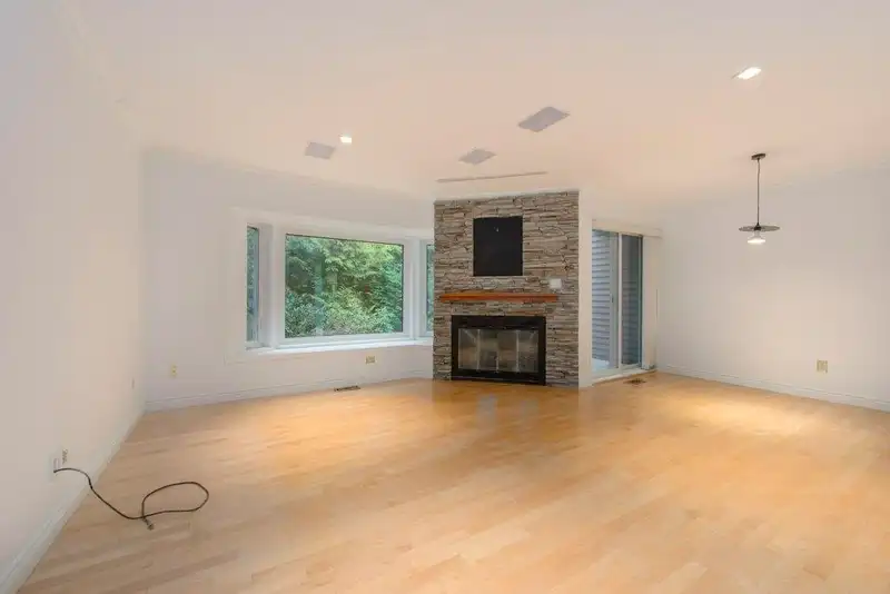 8014 SPINNAKER PLACE - photo 3 of 34