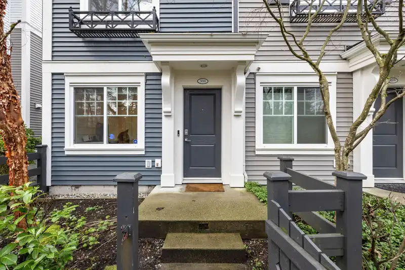 3018 2655 BEDFORD STREET - photo 3 of 25
