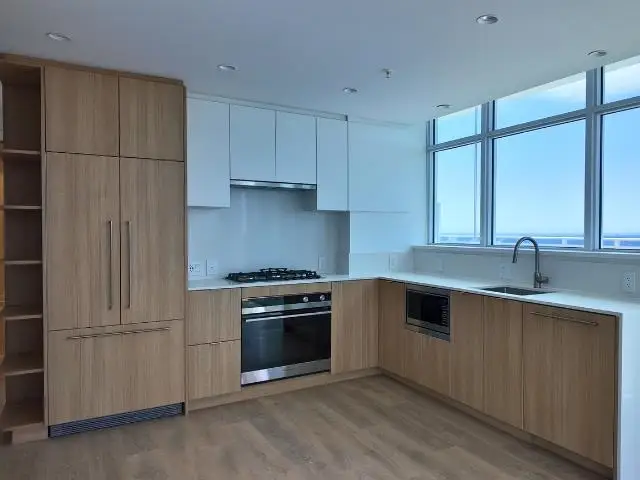 2402 505 NELSON STREET - photo 2 of 6