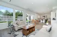 576 LINTON STREET - thumbnail 6